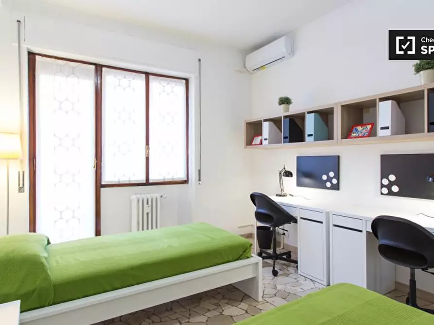 Immagine 3 di Camera condivisa in affitto  in Via Mincio a Milano