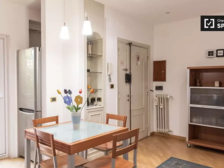 Immagine 6 di Camera condivisa in affitto  in Via Tigrè a Roma