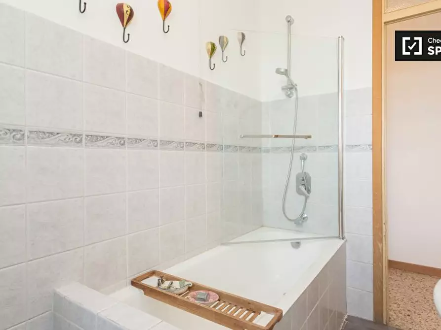 Immagine 16 di Camera condivisa in affitto  in Via Viterbo a Milano