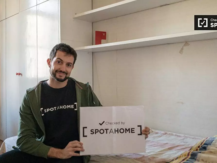 Immagine 15 di Camera condivisa in affitto  in Viale Umbria a Milano