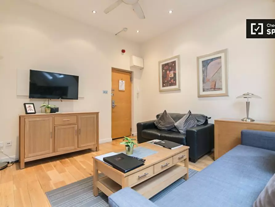 Immagine 1 di Appartamento in affitto  in New Bridge St, London EC4Y, UK a 