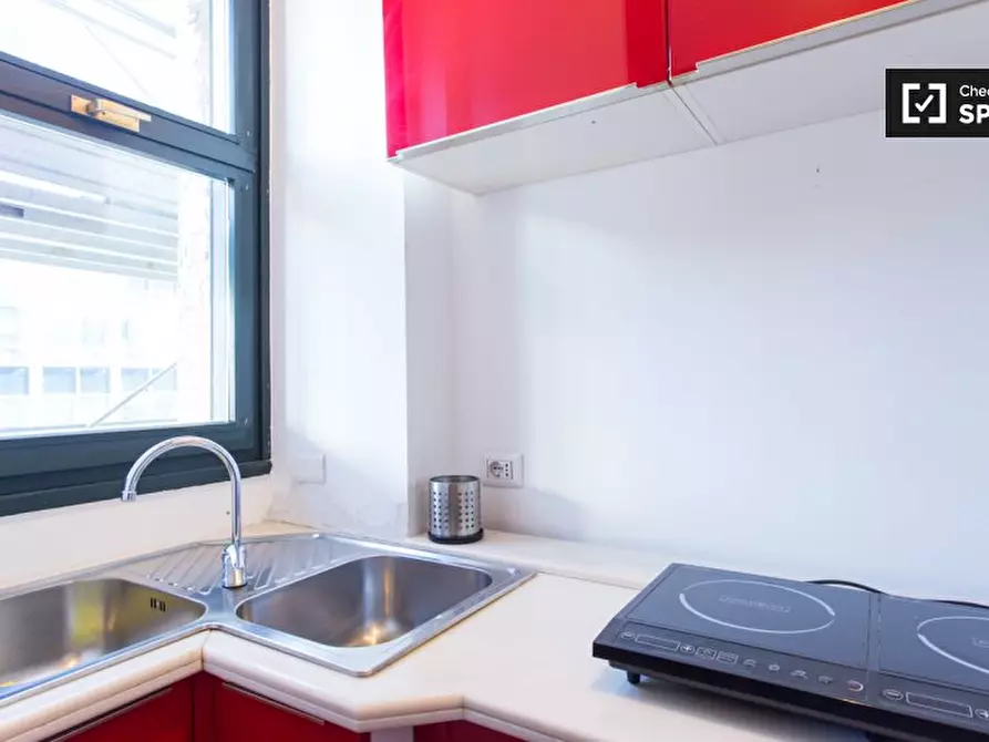 Immagine 6 di Appartamento in affitto  in Via Pantano a Milano