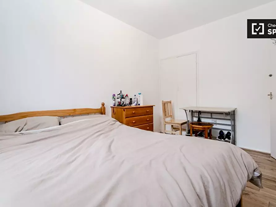 Immagine 3 di Camera condivisa in affitto  in Tildesley Road a Wandsworth