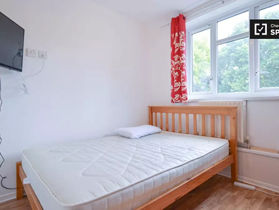 Immagine 2 di Camera condivisa in affitto  in Whitnell Way a Wandsworth