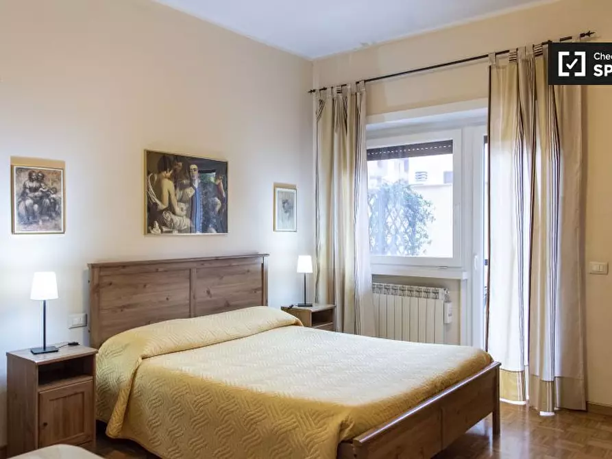 Immagine 4 di Camera condivisa in affitto  in Via della Cava Aurelia a Roma