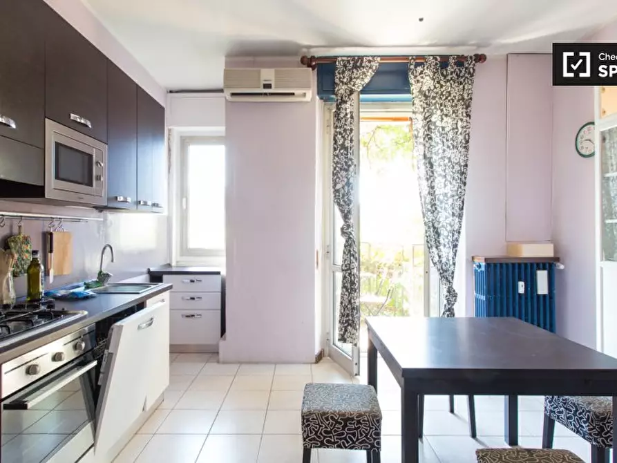 Immagine 4 di Appartamento in affitto  in Viale Giovanni da Cermenate a Milano