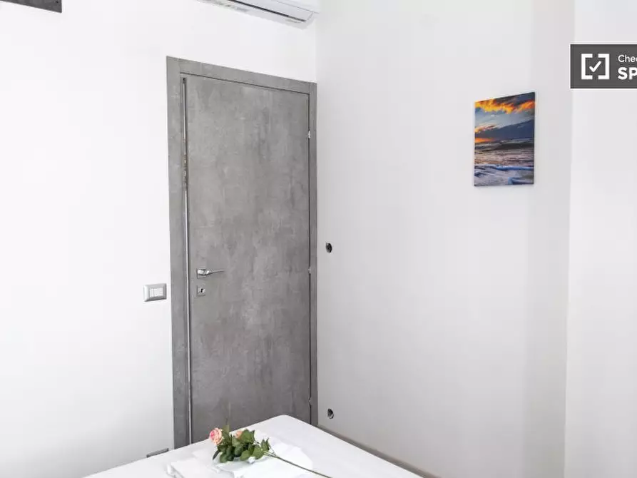 Immagine 11 di Appartamento in affitto  in Via di Gesù e Maria a Roma