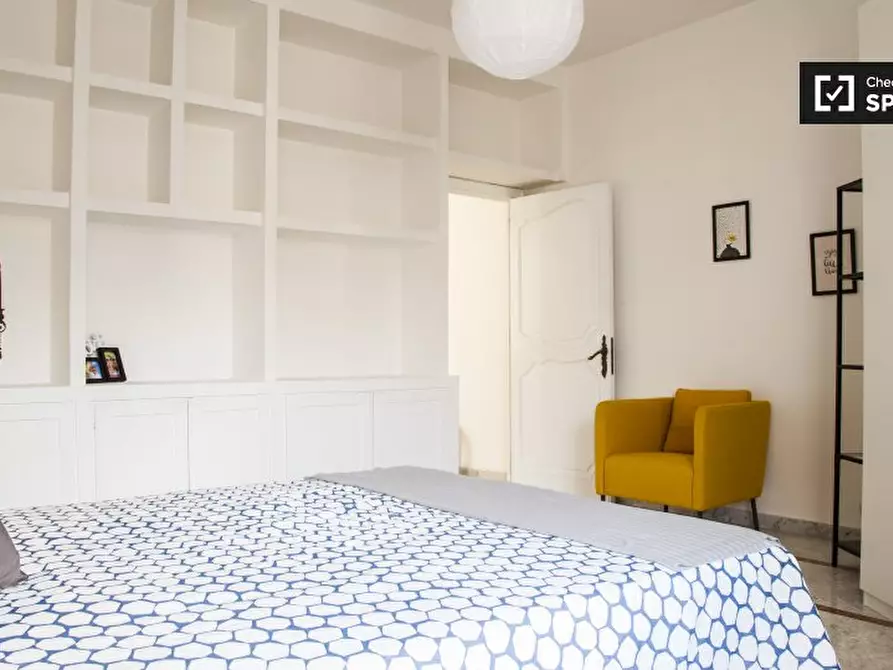 Immagine 3 di Camera condivisa in affitto  in Via Nemorense, 00198 Roma RM, Italy a Roma