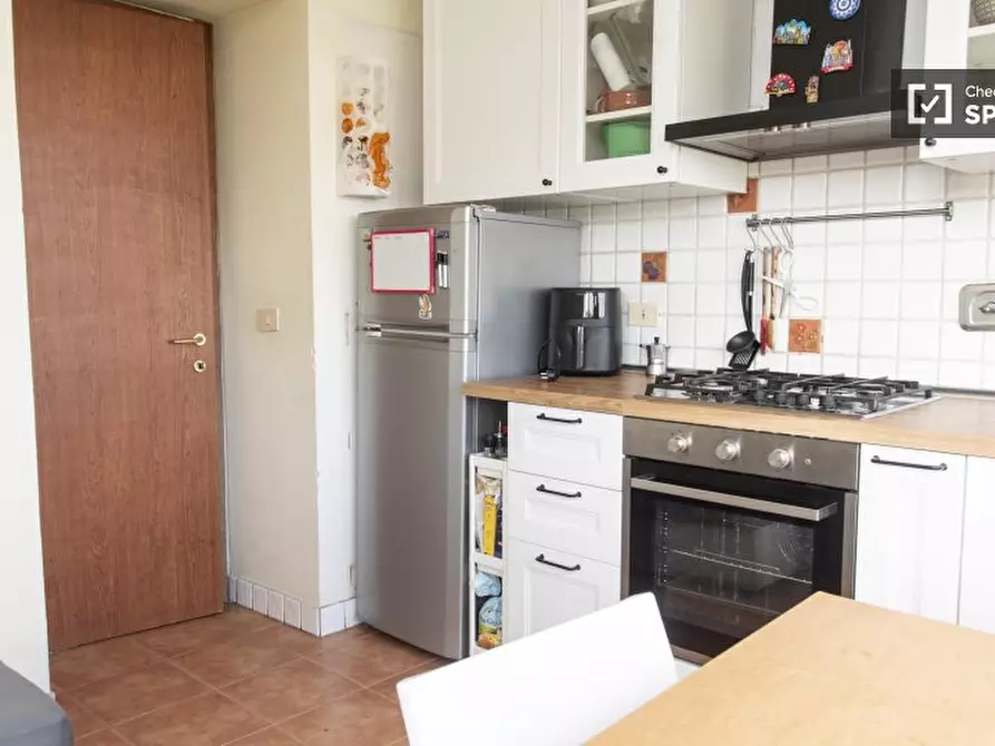 Immagine 19 di Camera condivisa in affitto  in Viale dello Scalo San Lorenzo a Roma