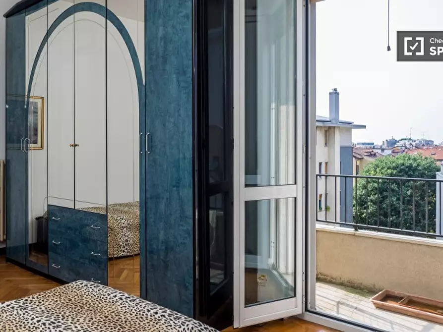 Immagine 2 di Camera condivisa in affitto  in Via Roggia Scagna a Milano