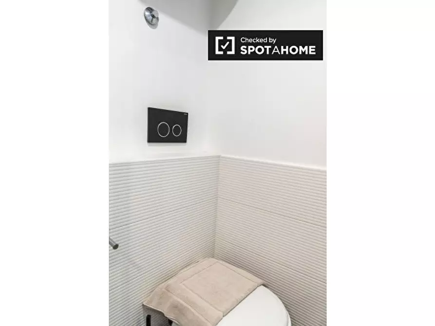 Immagine 12 di Appartamento in affitto  in Via Portuense a Roma