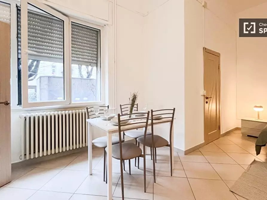 Immagine 3 di Ufficio in affitto  in Via degli Etruschi a Milano