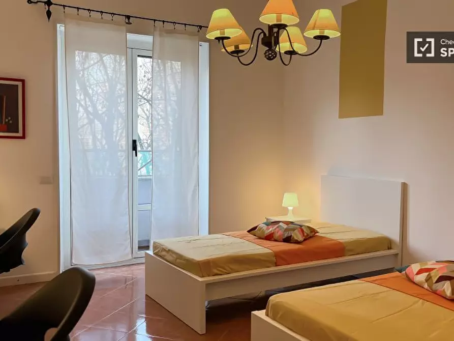 Immagine 2 di Camera condivisa in affitto  in Piazzale Istria a Milano