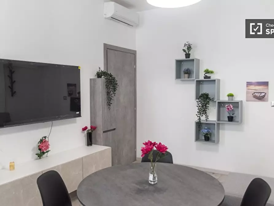 Immagine 6 di Appartamento in affitto  in Via di Gesù e Maria a Roma