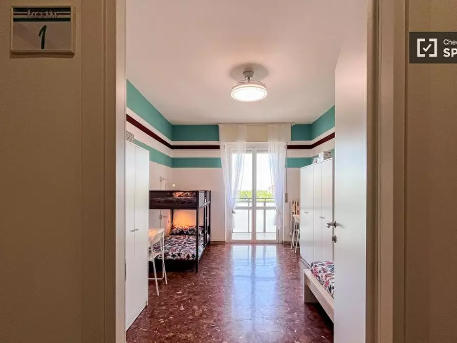 Immagine 6 di Camera condivisa in affitto  in Via Monte Sabotino a Cinisello Balsamo