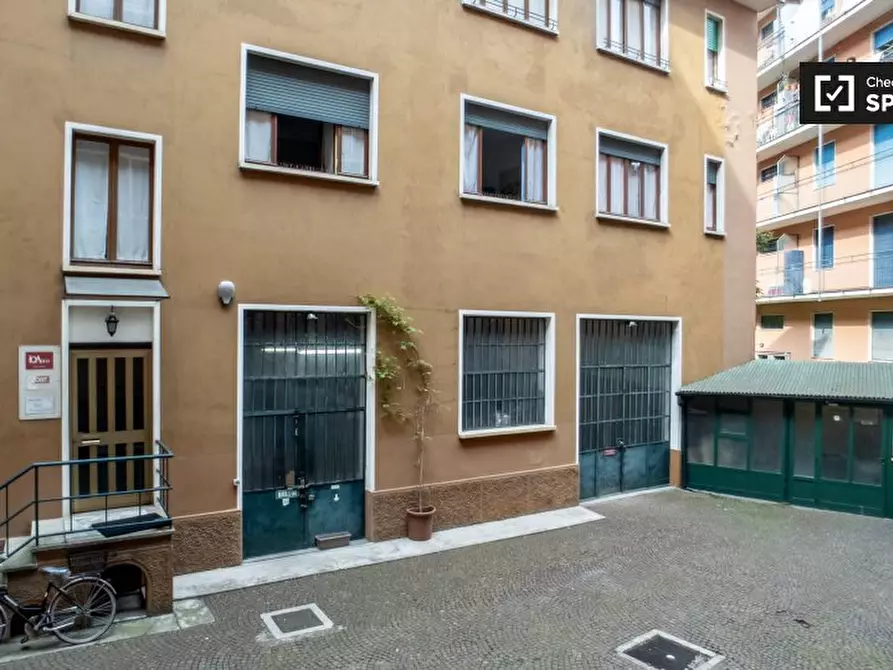 Immagine 6 di Camera condivisa in affitto  in Via Siusi a Milano
