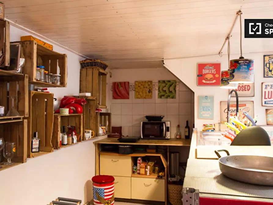 Immagine 9 di Appartamento in affitto  in Via Emilio Cornalia, 20124 Milano MI, Italy a Milano