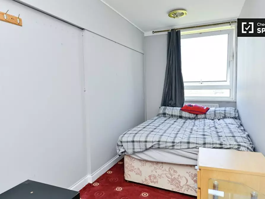 Immagine 4 di Camera condivisa in affitto  in Westferry Rd, Isle of Dogs, London E14 8JZ, UK a Poplar