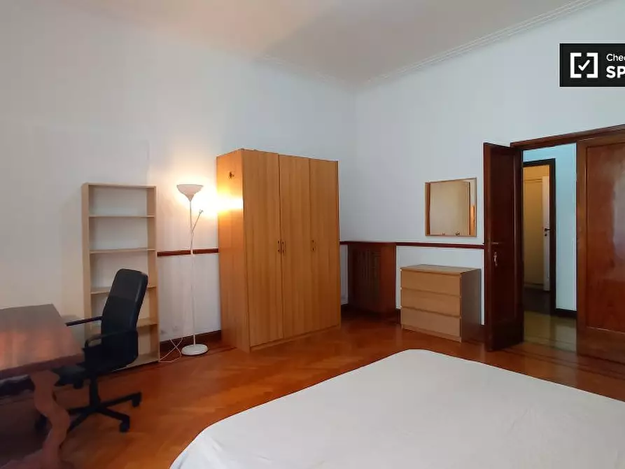 Immagine 4 di Camera condivisa in affitto  in Via Panama a Roma