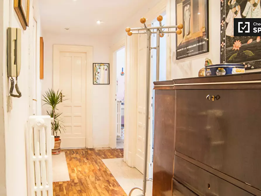 Immagine 11 di Camera condivisa in affitto  in Via Francesco Bolognesi a Roma