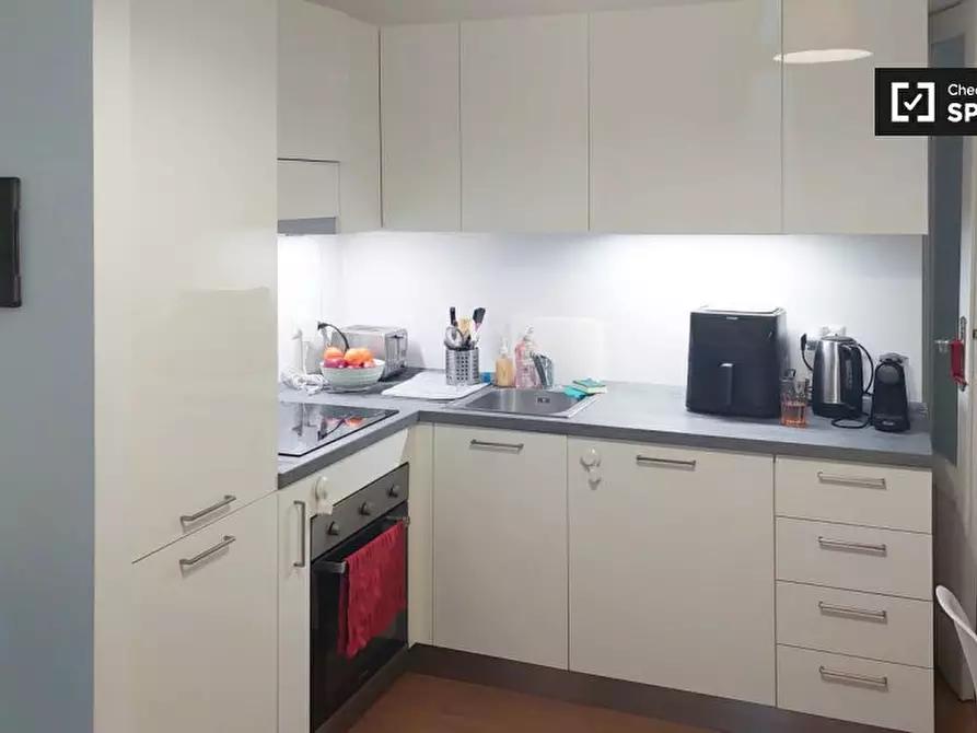 Immagine 3 di Appartamento in affitto  in Via Verona a Milano