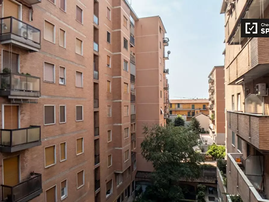 Immagine 6 di Camera condivisa in affitto  in Via Giuseppe Ripamonti a Milano