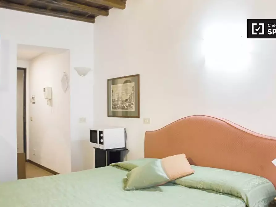 Immagine 2 di Appartamento in affitto  in Via Zucchelli a Roma