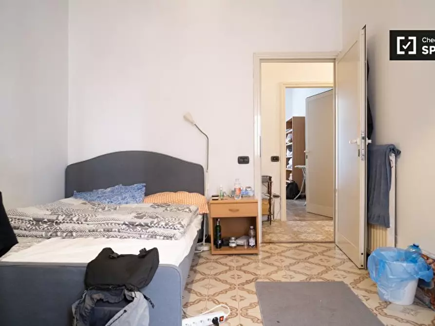 Immagine 7 di Camera condivisa in affitto  in Via degli Equi, 00185 Roma RM, Italy a Roma