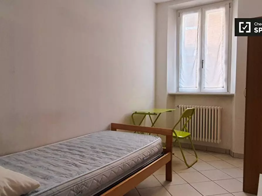 Immagine 1 di Camera condivisa in affitto  in Via Giuseppe Mazzini a Trento