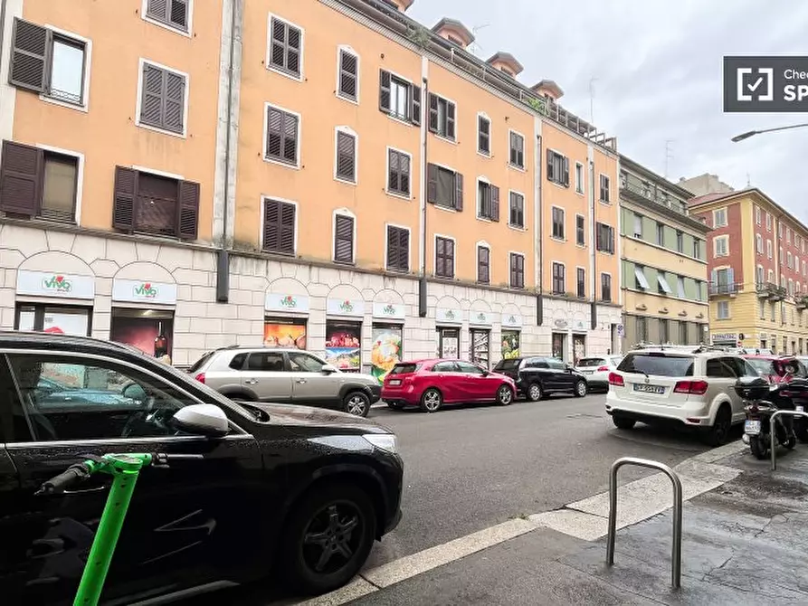 Immagine 14 di Camera condivisa in affitto  in Via Don Bosco a Milano