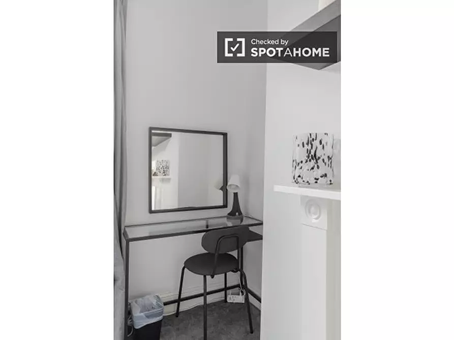 Immagine 9 di Appartamento in affitto  in A Goldhawk Rd a Hammersmith