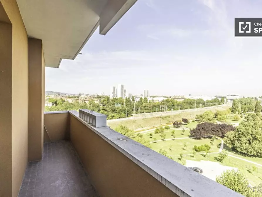 Immagine 17 di Camera condivisa in affitto  in Via S. Donato a Bologna