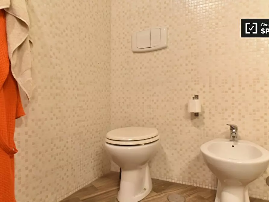 Immagine 13 di Camera condivisa in affitto  in Piazza Vittorio Emanuele II, 00185 Roma RM, Italy a Roma