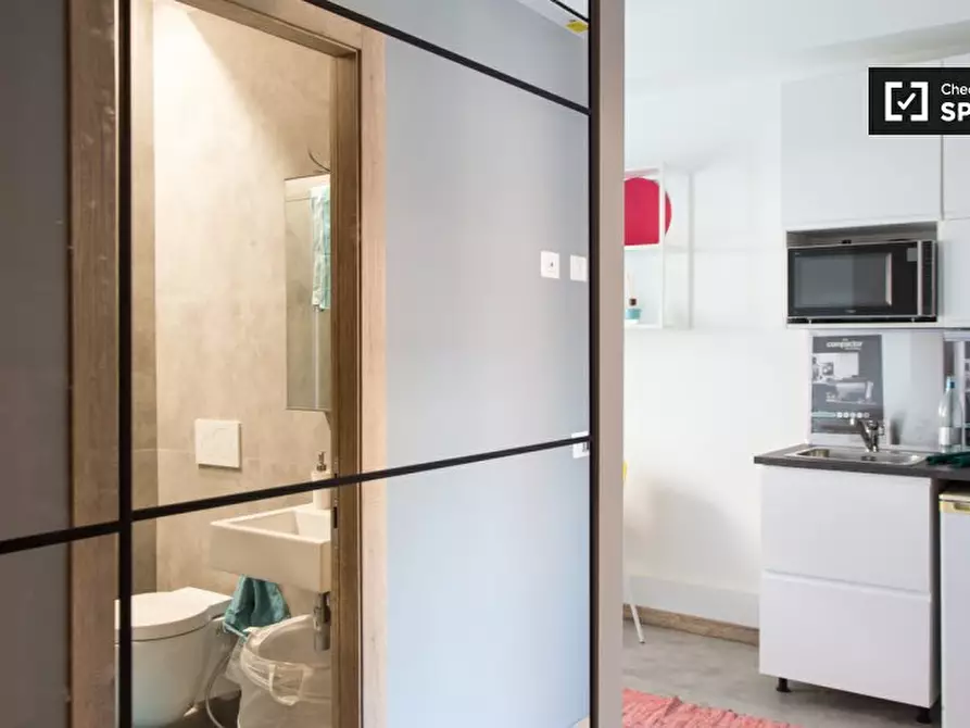 Immagine 2 di Ufficio in affitto  in Via Francesco de Sanctis a Milano