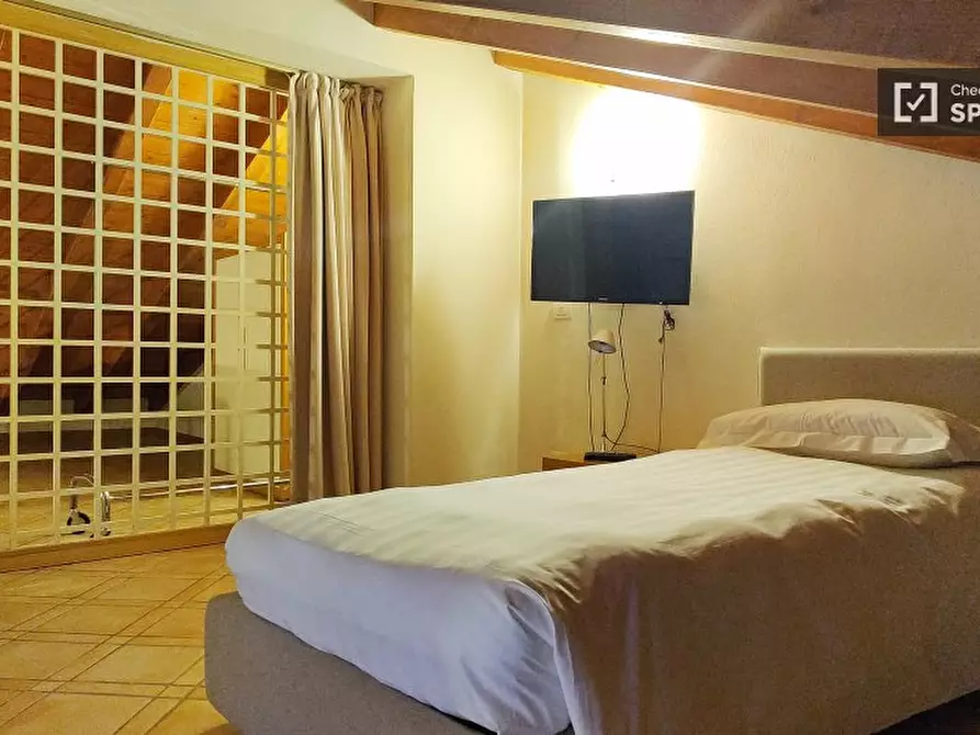 Immagine 14 di Appartamento in affitto  in Via Ascanio Sforza a Milano