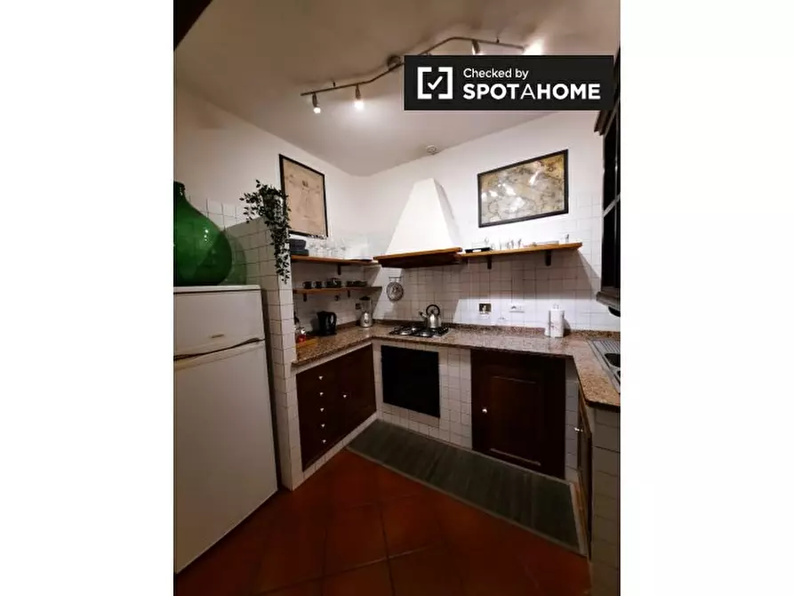 Immagine 3 di Appartamento in affitto  in Via dell'Arco di S. Calisto a Roma