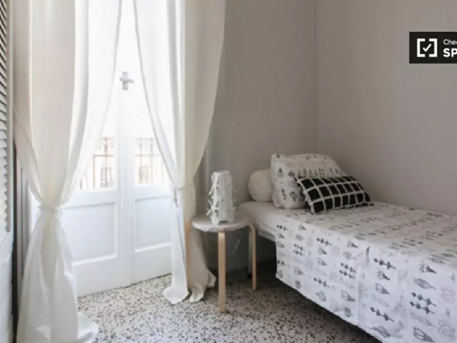 Immagine 2 di Camera condivisa in affitto  in Via Luigi Boccherini a Milano