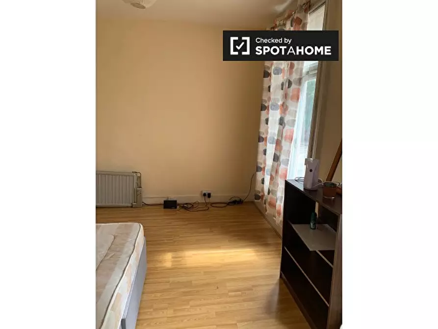 Immagine 3 di Camera condivisa in affitto  in Vauxhall Bridge Road a 