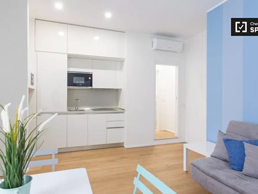 Immagine 3 di Appartamento in affitto  in Via Antonio Canova a Milano