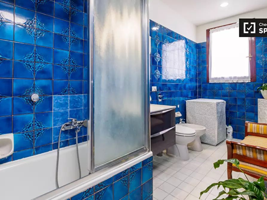 Immagine 11 di Camera condivisa in affitto  in Via Leo Longanesi a Milano