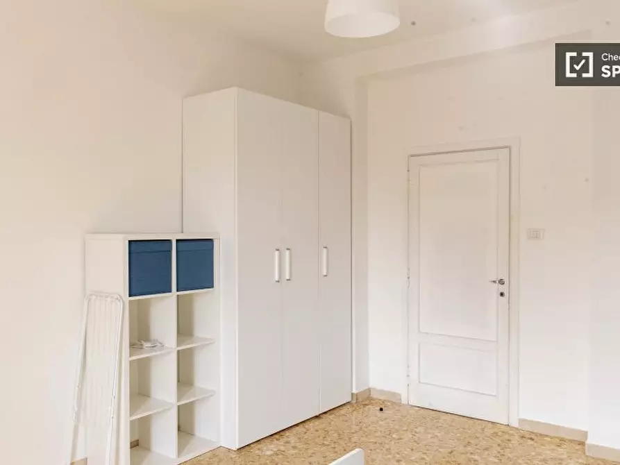 Immagine 2 di Camera condivisa in affitto  in Via Val d'Aosta a Roma