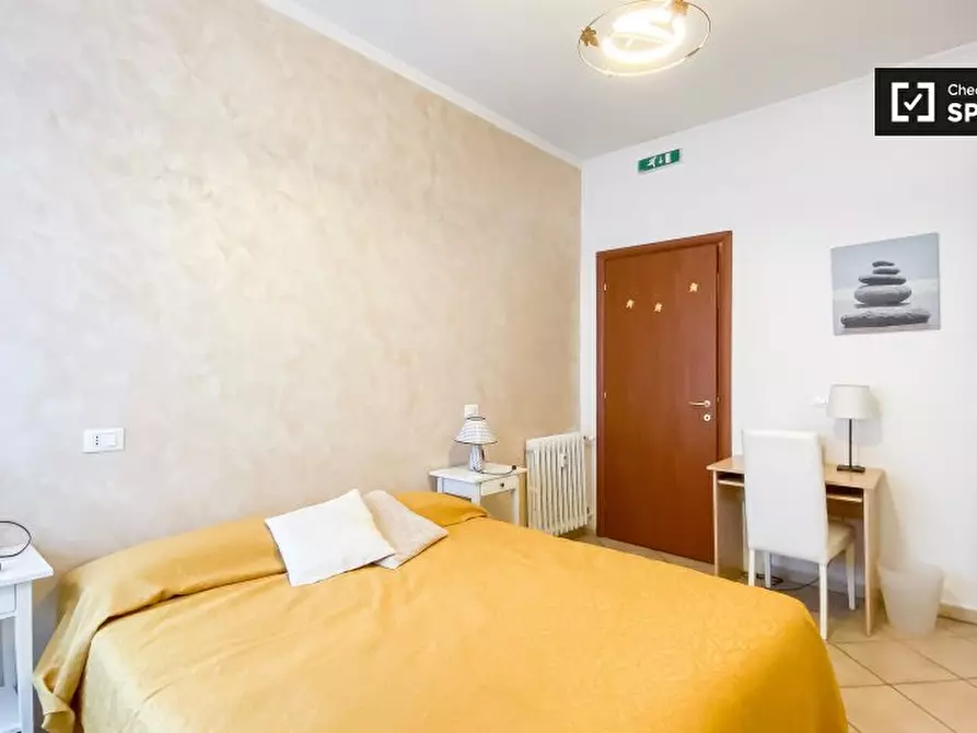 Immagine 3 di Camera condivisa in affitto  in Via Giovanni da Empoli a Roma