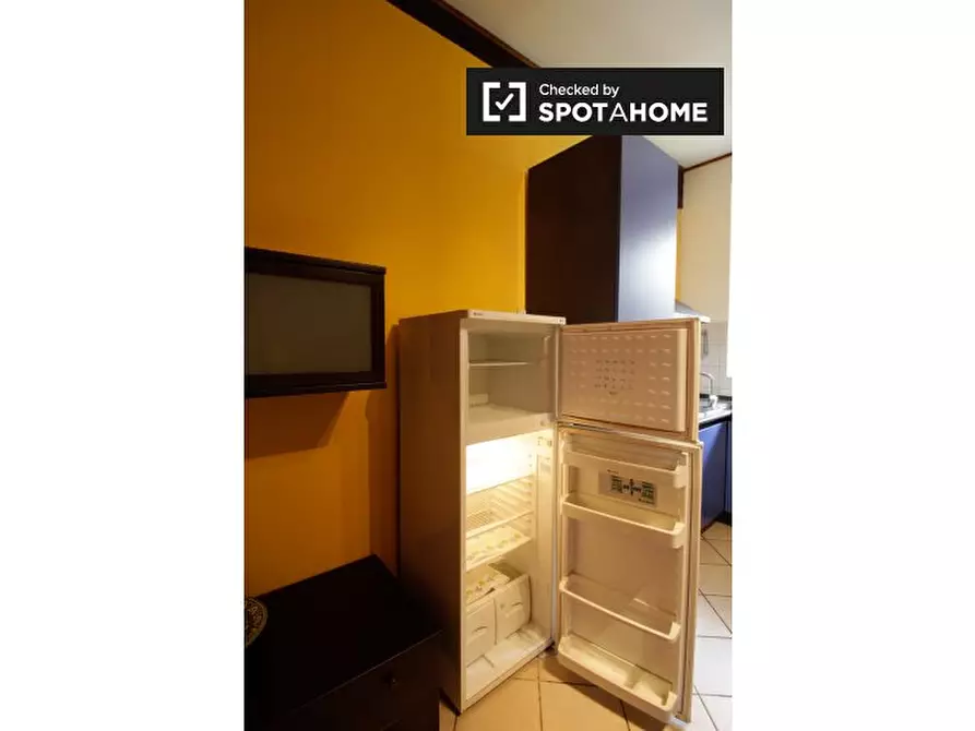 Immagine 4 di Appartamento in affitto  in Via Gian Francesco Bellezia a Torino