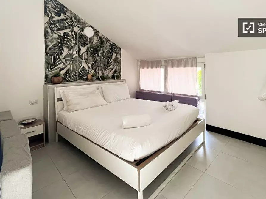 Immagine 10 di Ufficio in affitto  in Via Giuseppe Taccioli a Milano