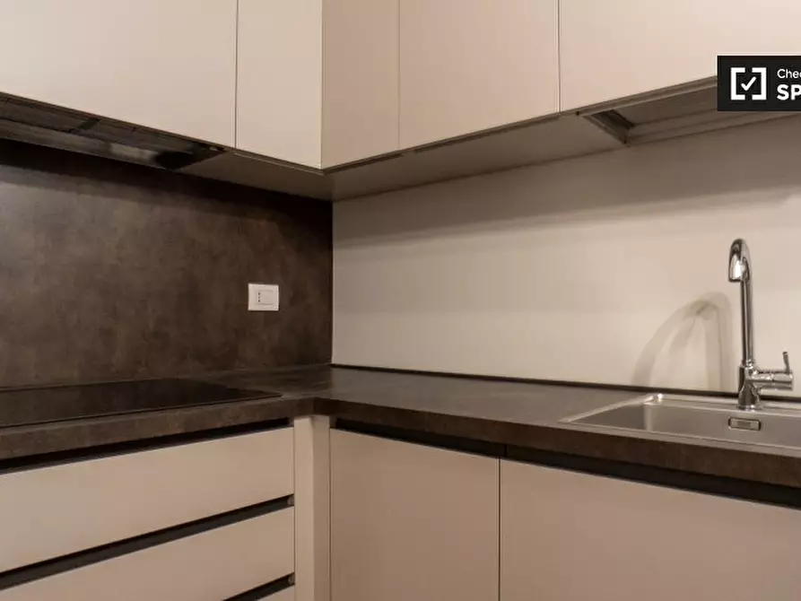 Immagine 11 di Appartamento in affitto  in Via Podgora a Milano