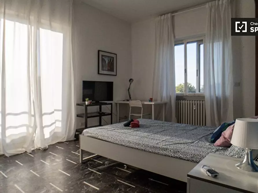 Immagine 3 di Camera condivisa in affitto  in Via Francesco Baracca a Sesto San Giovanni