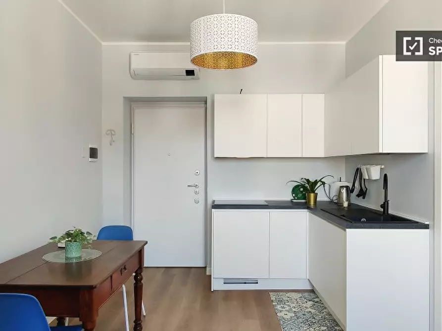 Immagine 5 di Appartamento in affitto  in Via Giovita Scalvini a Milano