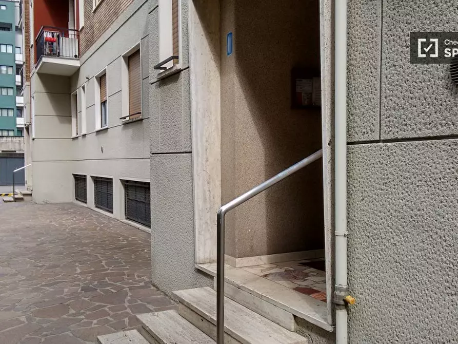 Immagine 13 di Camera condivisa in affitto  in via privata don bartolomeo grazioli a Milano