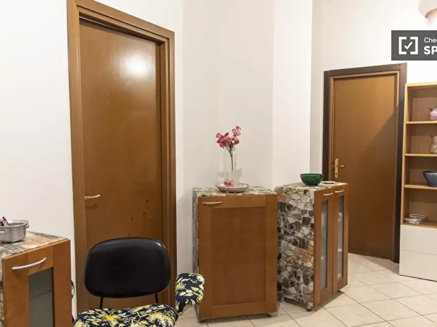 Immagine 6 di Appartamento in affitto  in Via Suor Maria Mazzarello a Roma