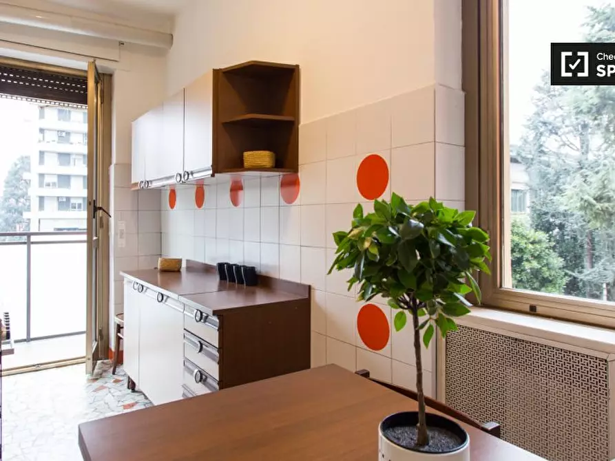 Immagine 6 di Camera condivisa in affitto  in Via Rutilia a Milano